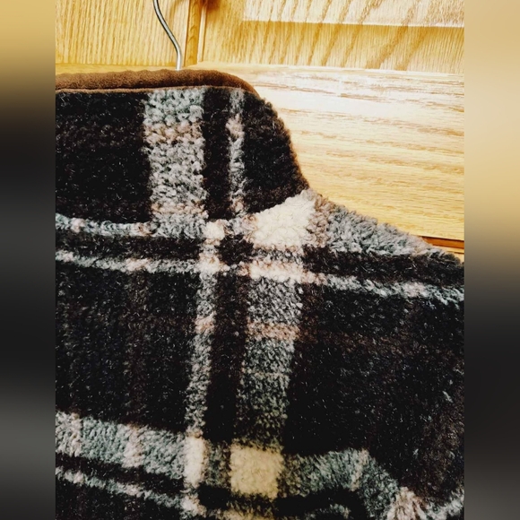 NWT Men's Black/White/Brown Berber Fleece Quarter-Zip - Picture 6 of 6